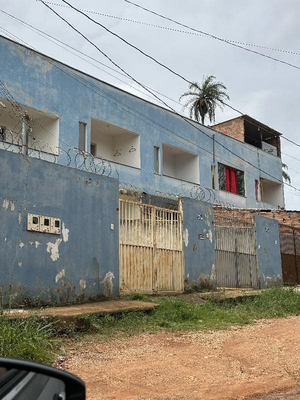 Casa em leilão em Mateus Leme - MG, bairro Centro — LOTE 163 CASA - MATEUS LEME
