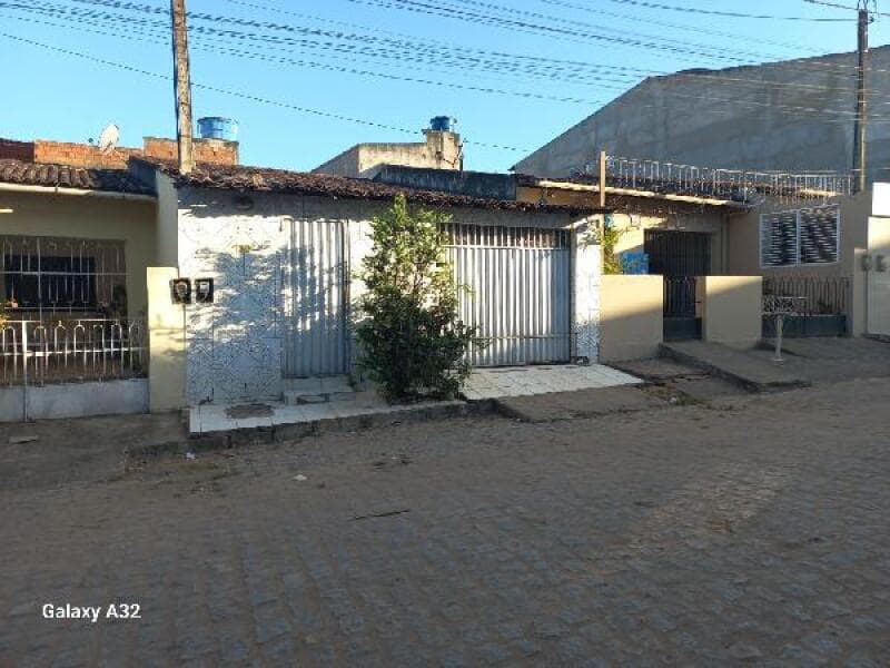 Casa em leilão em Gravatá - PE, bairro Alpes Suiços — LOTE 240 CASA - GRAVATA