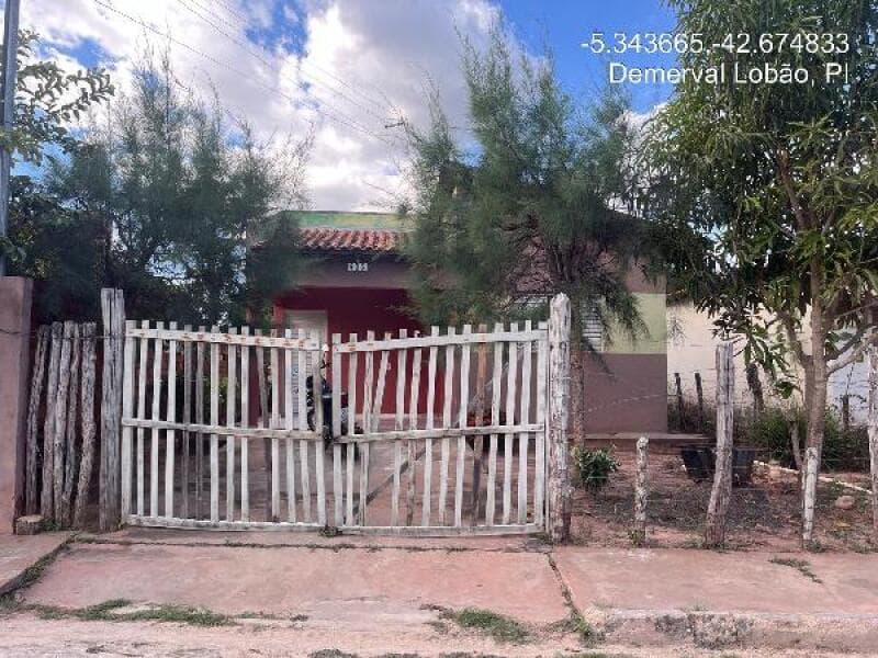 Casa em leilão em Demerval Lobão - PI — LOTE 262 CASA - DEMERVAL LOBÃO