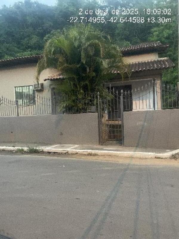Foto 1 de 2: Casa em leilão em Rio Bonito - RJ, bairro Centro — LOTE 347 CASA - RIO BONITO
