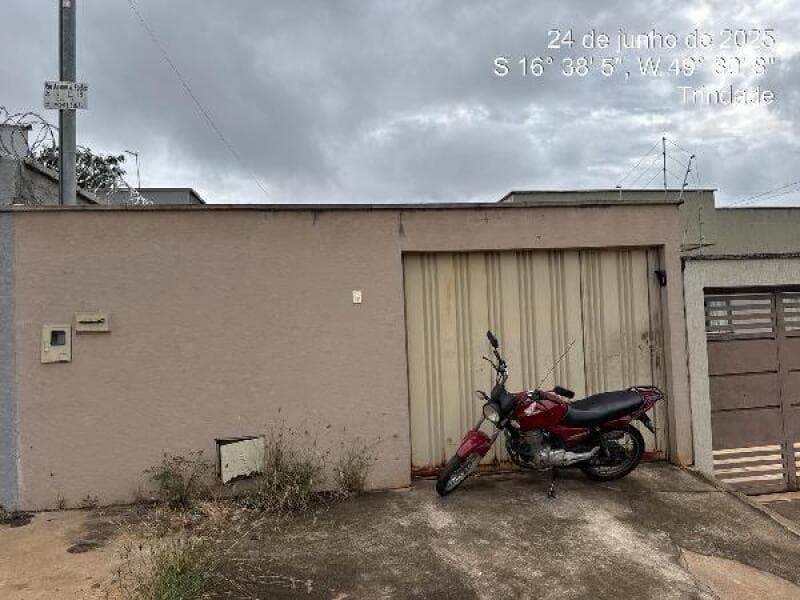 Casa em leilão em Trindade - GO, bairro Setor Monte Sinai — LOTE 103 CASA - TRINDADE