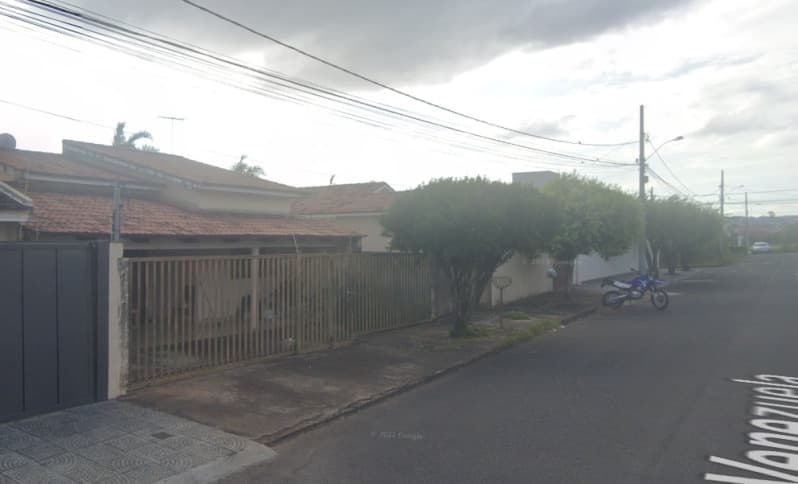 Foto 1 de 4: Terreno em leilão em Patos De Minas - MG — LOTE 003-2 IMÓVEL RESIDENCIAL EM PATOS DE MINAS/MG