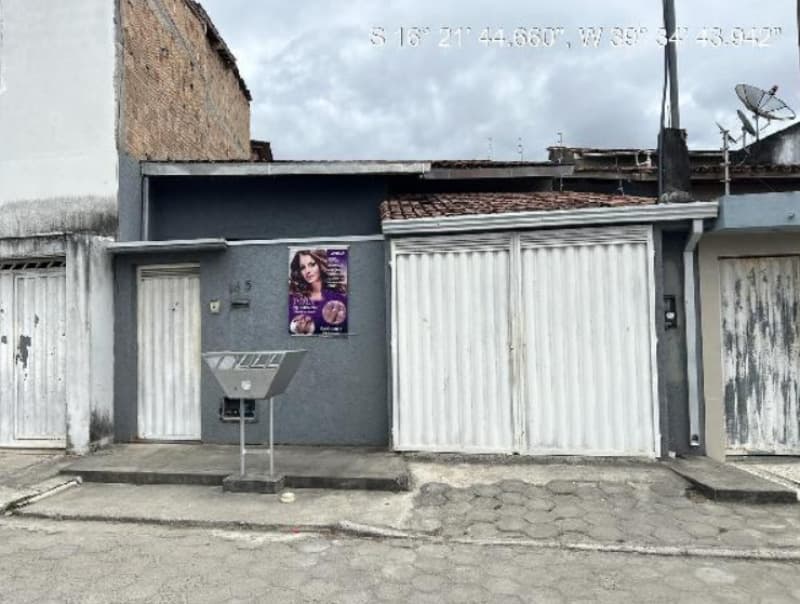 Casa em leilão em Eunápolis - BA, bairro Moisés Reis — LOTE 012 BA - EUNÁPOLIS