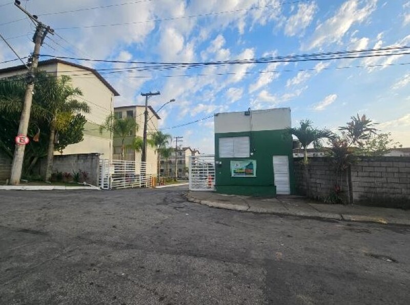 Apartamento em leilão em Macaé - RJ — LOTE 322 RJ - MACAÉ