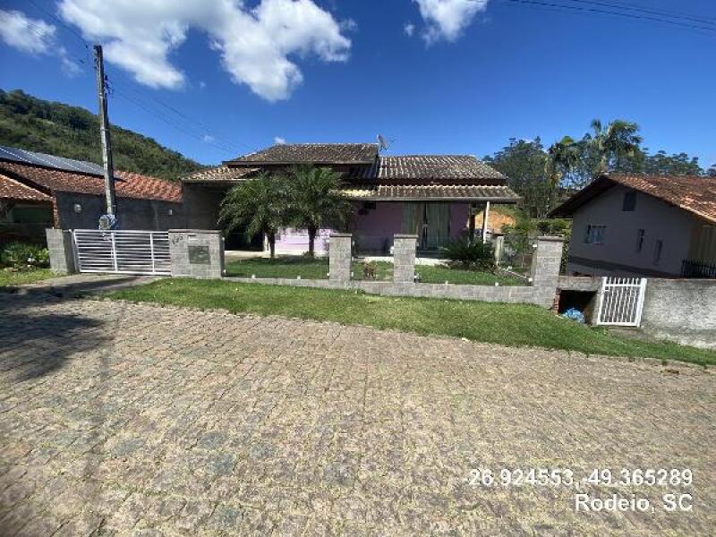 Casa em leilão em Rodeio - SC — LOTE 432 SC - RODEIO