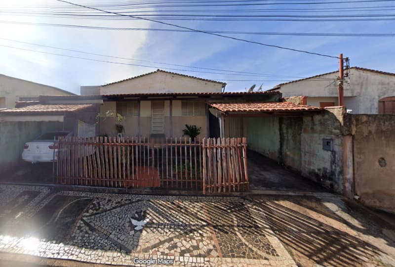 Foto 1 de 5: Terreno em leilão em Patos De Minas - MG, bairro Nova Floresta — LOTE 002 IMÓVEL RESIDENCIAL NO BAIRRO NOVA FLORESTA EM PATOS DE MINAS/MG