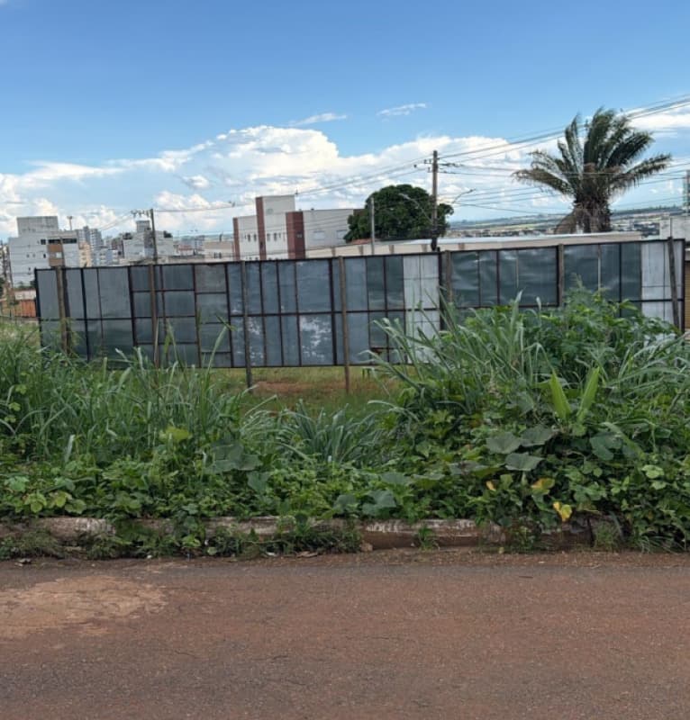 Foto 2 de 2: Terreno em leilão em Patos De Minas - MG, bairro Caiçaras — LOTE 001 UM TERRENO COM ÁREA DE 498,14M² NO BAIRRO CAIÇARAS EM PATOS DE MINAS/MG