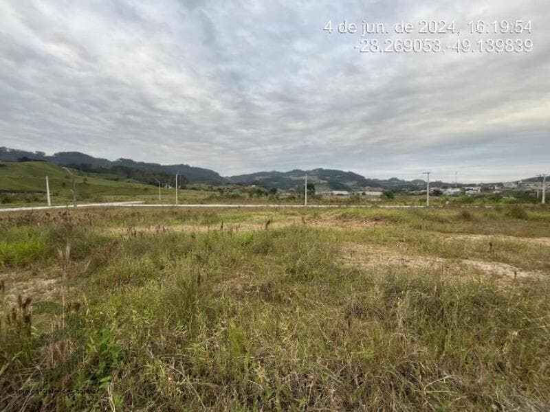Foto 3 de 9: Terreno em leilão em Braço Do Norte - SC — LOTE 009 Imóvel