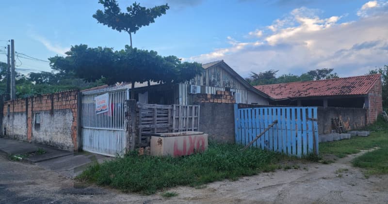 Terreno em leilão em Capivari De Baixo - SC, bairro Santo Andre — LOTE 002 IMÓVEL