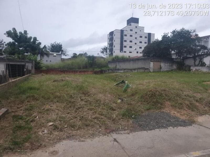 Terreno em leilão em Içara - SC, bairro Centro — LOTE 003 Imóvel