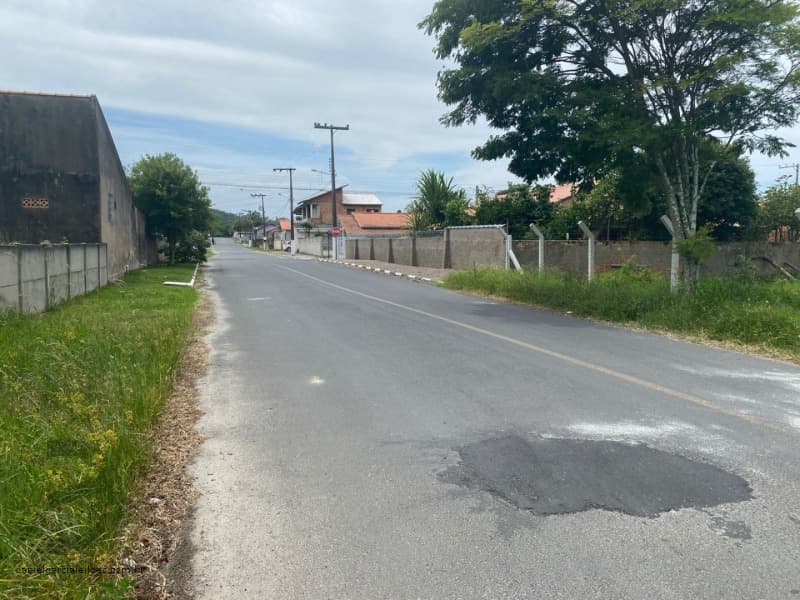 Foto 10 de 15: Terreno em leilão em Capivari De Baixo - SC — LOTE 023 Terreno