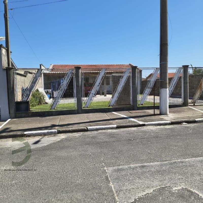Foto 6 de 8: Terreno em leilão em Capivari De Baixo - SC, bairro Três de Maio — LOTE 025 Terreno