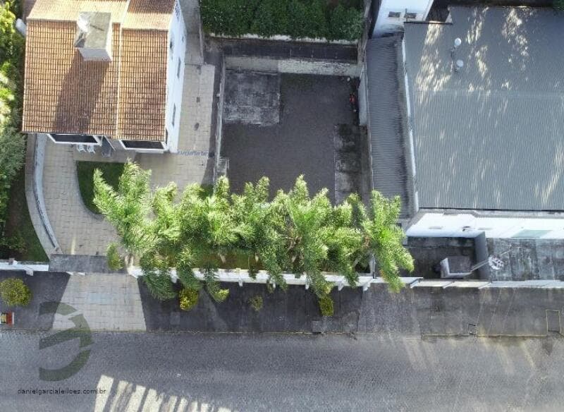 Foto 4 de 5: Terreno em leilão em Criciúma - SC, bairro Jardim Maristela — LOTE 004 Imóvel