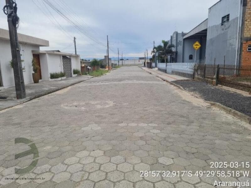 Foto 2 de 12: Terreno em leilão em Araranguá - SC, bairro Lagoão — LOTE 013 Imóvel
