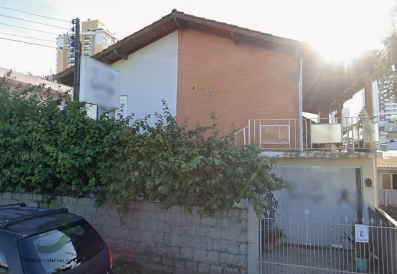 Foto 1 de 4: Terreno em leilão em São José - SC, bairro Barreiros — LOTE 001 Imóvel