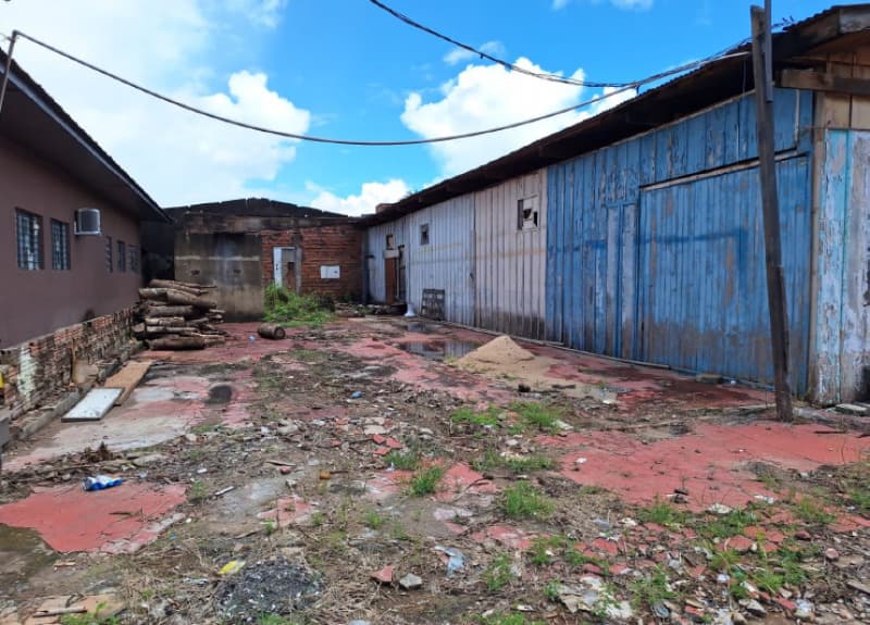 Comercial em leilão em Cerejeiras - RO — LOTE 001 IMÓVEL URBANO EM CEREJEIRAS/RO