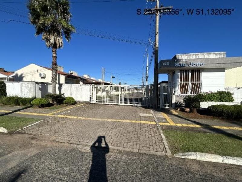 Casa em leilão em Canoas - RS — LOTE 382 Casa