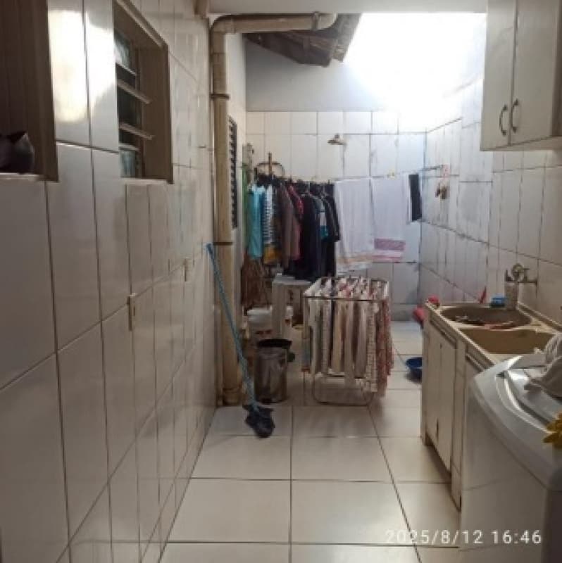 Foto 8 de 11: Terreno em leilão em Goiânia - GO, bairro Jardim Europa — LOTE 001-2 Terreno urbano com ou sem benfeitorias