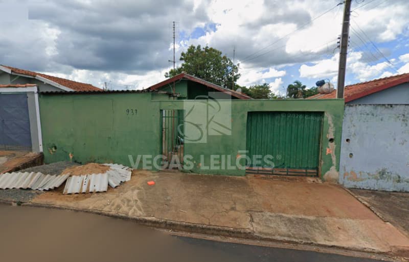 Casa em leilão em Barretos - SP, bairro Zequinha Amêndola — LOTE 002 Casa Rua Chade Rezek, Barretos/SP