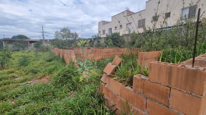 Foto 6 de 10: Terreno em leilão em Sabará - MG — LOTE 001 Terreno 6-B quadra 5 - 351,36m²