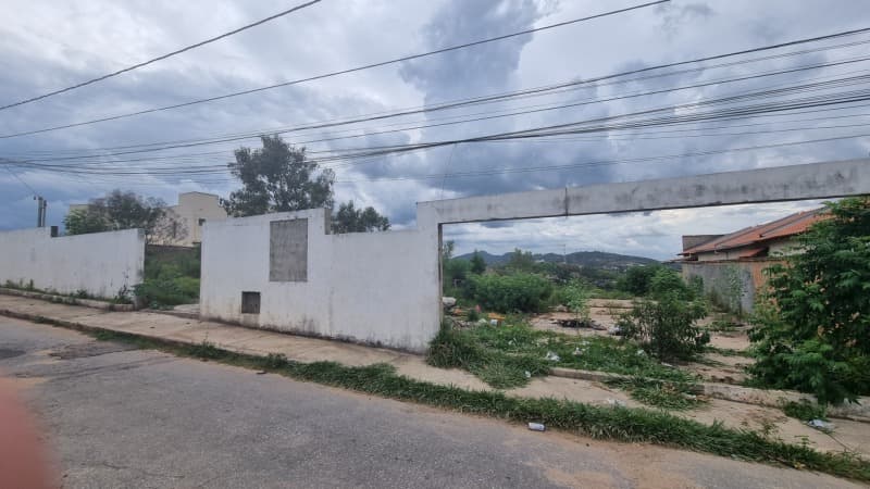 Foto 10 de 10: Terreno em leilão em Sabará - MG — LOTE 001 Terreno 6-B quadra 5 - 351,36m²