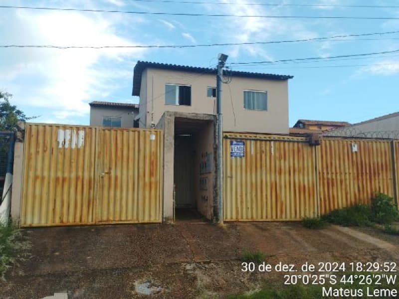 Casa em leilão em Mateus Leme - MG — LOTE 165 Casa