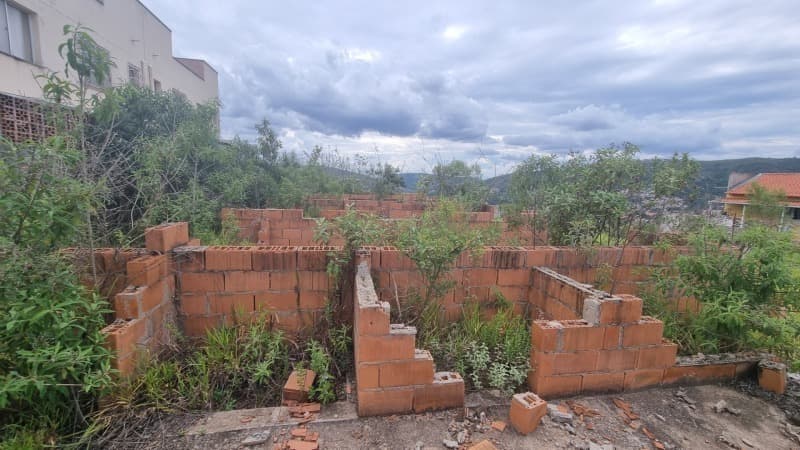 Foto 5 de 10: Terreno em leilão em Sabará - MG — LOTE 001 Terreno 6-B quadra 5 - 351,36m²