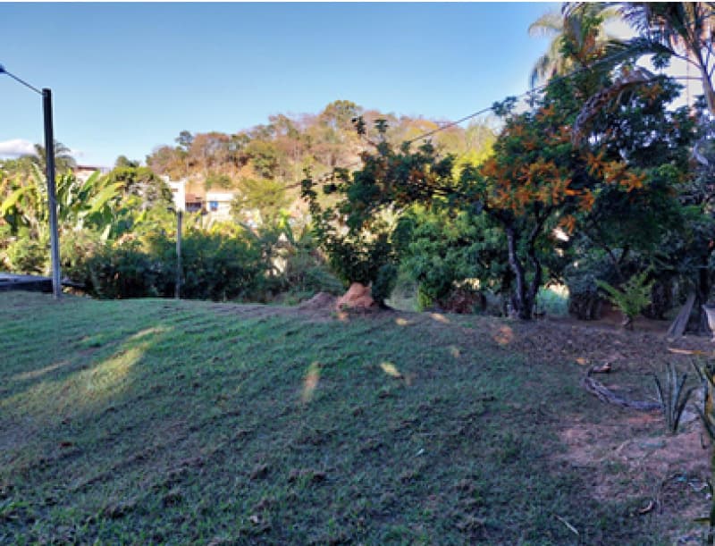 Foto 8 de 15: Casa em leilão em Sabará - MG — LOTE 001 Casa com dois pavimentos sobre um terreno com área de 7.500 m² - Boaventura, Sabará/MG