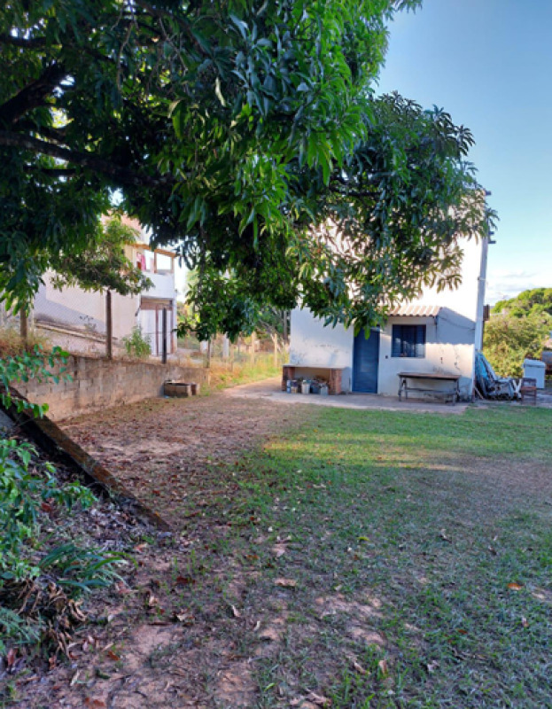 Foto 10 de 15: Casa em leilão em Sabará - MG — LOTE 001 Casa com dois pavimentos sobre um terreno com área de 7.500 m² - Boaventura, Sabará/MG
