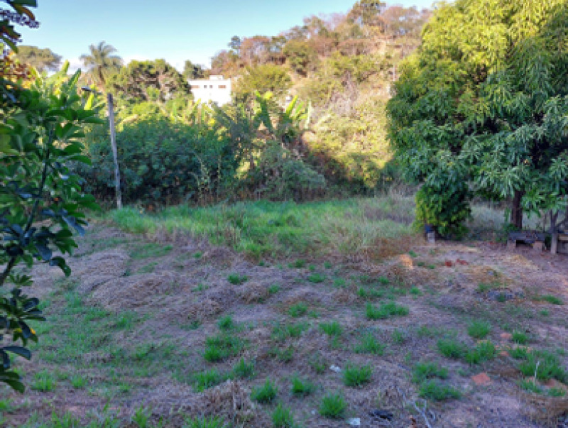 Foto 15 de 15: Casa em leilão em Sabará - MG — LOTE 001 Casa com dois pavimentos sobre um terreno com área de 7.500 m² - Boaventura, Sabará/MG