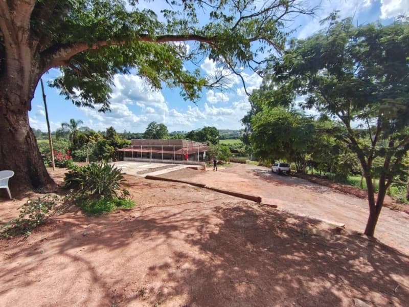 Foto 1 de 26: Area Rural em leilão em Três Corações - MG, bairro Espraiadinho — LOTE 001 Gleba de terras com 4,84 hectares - terreno de 48.400 m² e 150 m² de área construída - na z