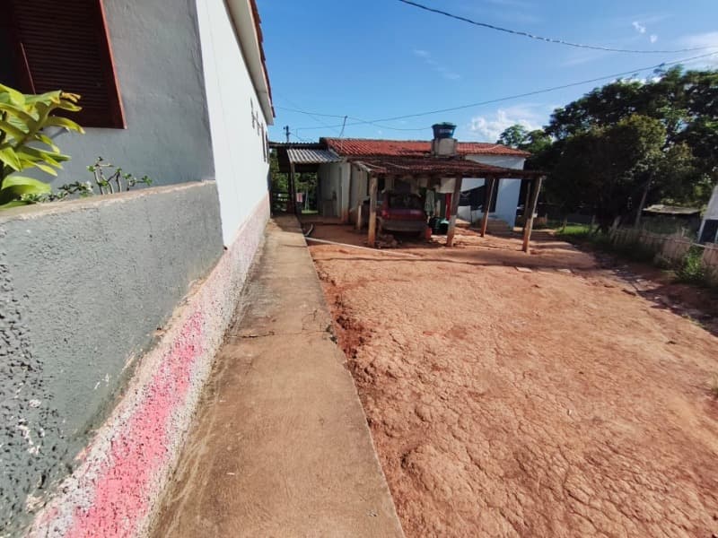 Foto 9 de 26: Area Rural em leilão em Três Corações - MG, bairro Espraiadinho — LOTE 001 Gleba de terras com 4,84 hectares - terreno de 48.400 m² e 150 m² de área construída - na z