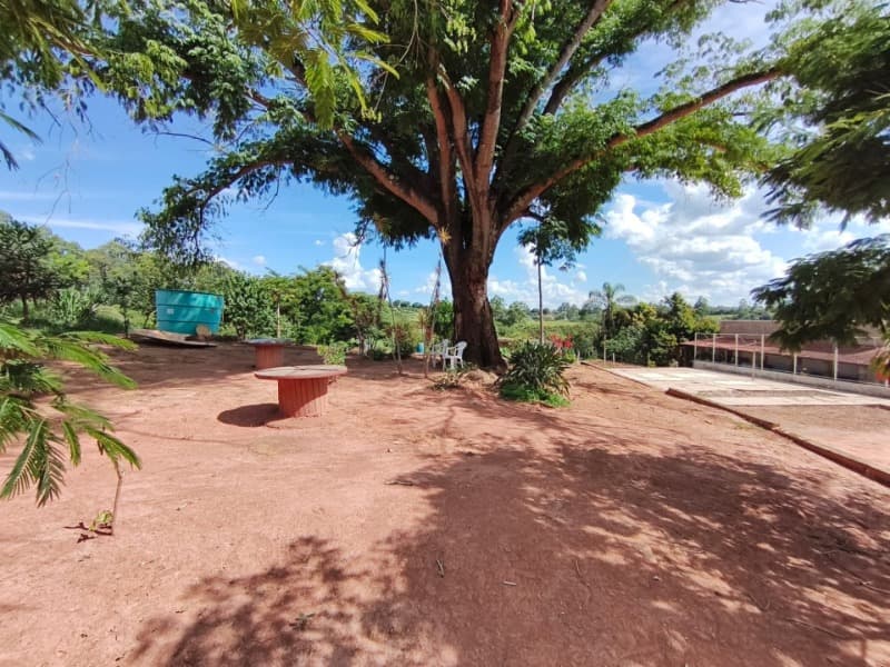 Foto 14 de 26: Area Rural em leilão em Três Corações - MG, bairro Espraiadinho — LOTE 001 Gleba de terras com 4,84 hectares - terreno de 48.400 m² e 150 m² de área construída - na z