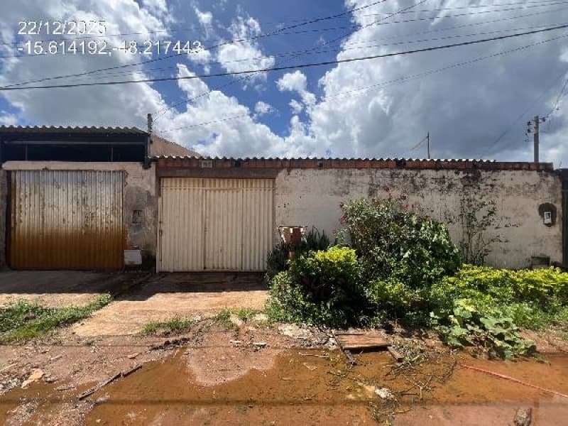 Casa em leilão em Padre Bernardo - GO — LOTE 082 Casa