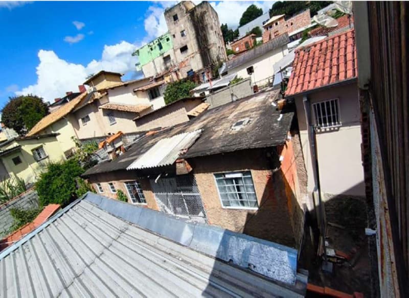Foto 5 de 5: Casa em leilão em Caeté - MG, bairro Centro — LOTE 001 CONJUNTO DE CASAS LOCALIZADO NA RUA RAUL FRANCO, NO CENTRO DE CAETÉ/MG