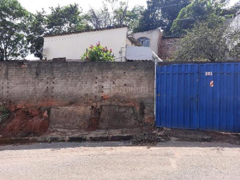 Casa em leilão em Santana Do Paraíso - MG — LOTE 195 SANTANA DO PARAISO/MG