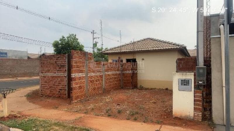 Casa em leilão em Votuporanga - SP — LOTE 595 VOTUPORANGA/SP