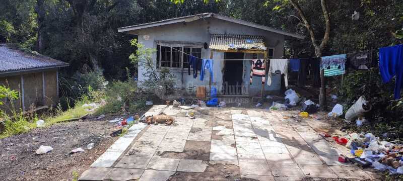 Terreno em leilão em Soledade - RS — LOTE 001-2 Terreno urbano, Rua 15 de Novembro, encontra-se edificada uma casa de aprox. 70m² (não av