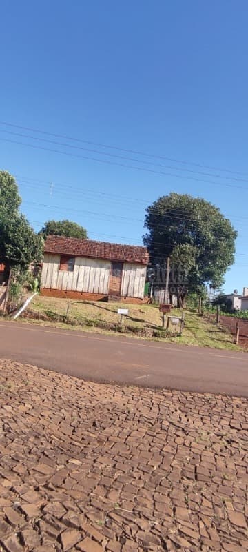 Foto 1 de 4: Casa em leilão em Jóia - RS — LOTE 001 O lote urbano nº 09, com benfeitorias, na rua Francisco José Zardin, com uma casa de alvena