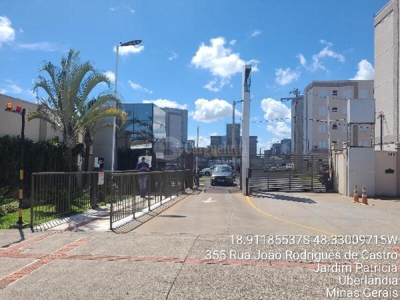 Apartamento em leilão em Uberlândia - MG, bairro Jardim Patricia — LOTE 138 UBERLANDIA/MG