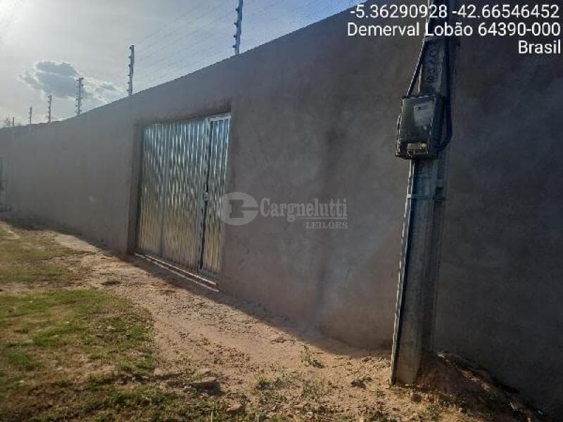 Casa em leilão em Demerval Lobão - PI — LOTE 198 DEMERVAL LOBAO/PI