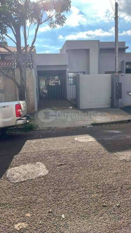 Foto 4 de 11: Casa em leilão em Arapongas - PR — LOTE 213 ARAPONGAS/PR
