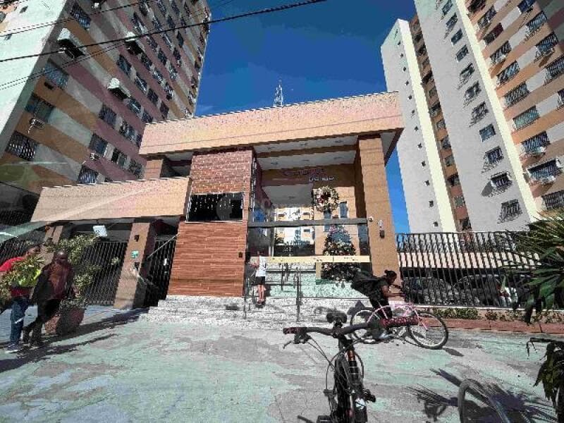 Apartamento em leilão em Niterói - RJ, bairro Centro — LOTE 266 NITEROI/RJ