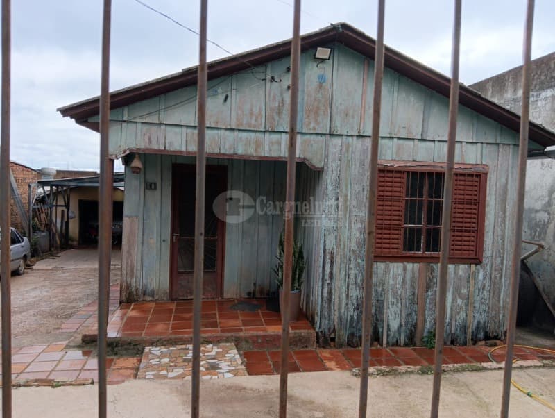 Foto 4 de 5: Terreno em leilão em Santo Ângelo - RS — LOTE 003 Um terreno urbano, situado na Travessa Celso Fernandes, c/área superficial de 375m², encont