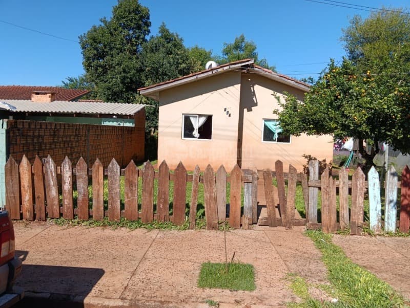 Foto 1 de 5: Terreno em leilão em Cerro Largo - RS, bairro Esplanada — LOTE 005 Casa na Rua Pedro Arlindo Schneider, nº 123, Bairro Esplanada, Cerro Largo/RS