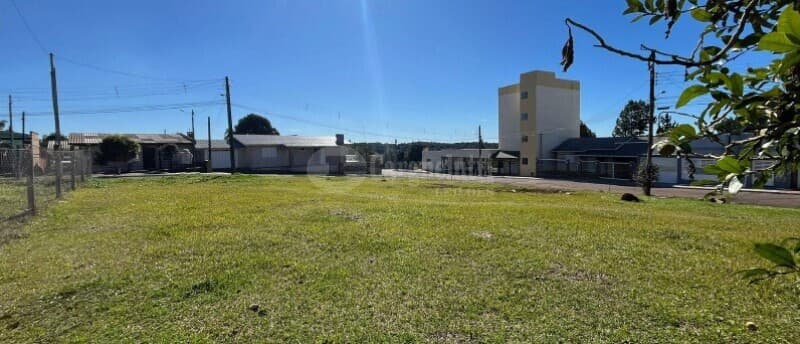 Foto 2 de 5: Terreno em leilão em Lagoa Vermelha - RS, bairro Alto Pedregal — LOTE 002 Terreno com 703,43m2 a Rua dos Pinheirinhos esquina com a Rua Graciliano Ramos, Bairro Alto