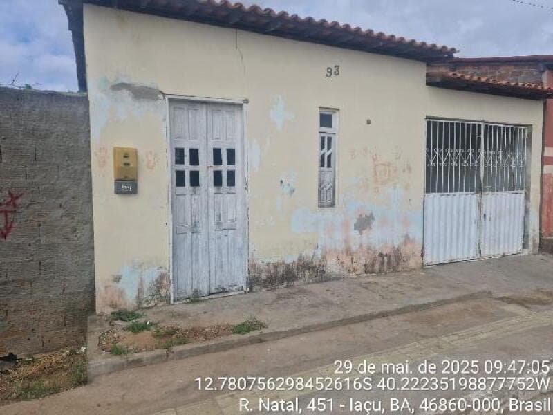 Casa em leilão em Iaçu - BA — LOTE 018 Casa