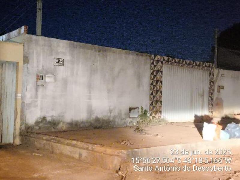 Casa em leilão em Santo Antônio Do Descoberto - GO — LOTE 066 Casa