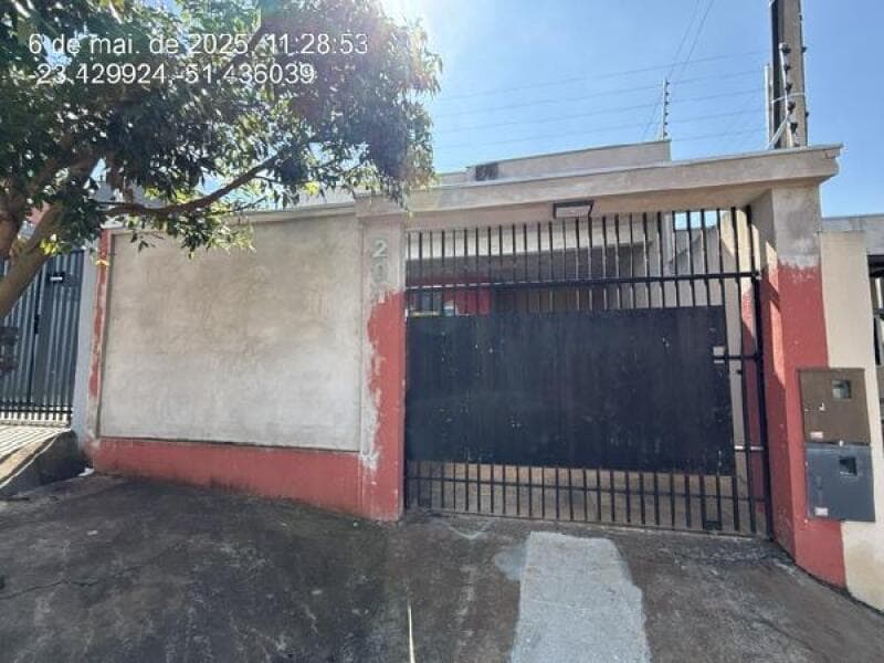 Casa em leilão em Arapongas - PR — LOTE 212 Casa
