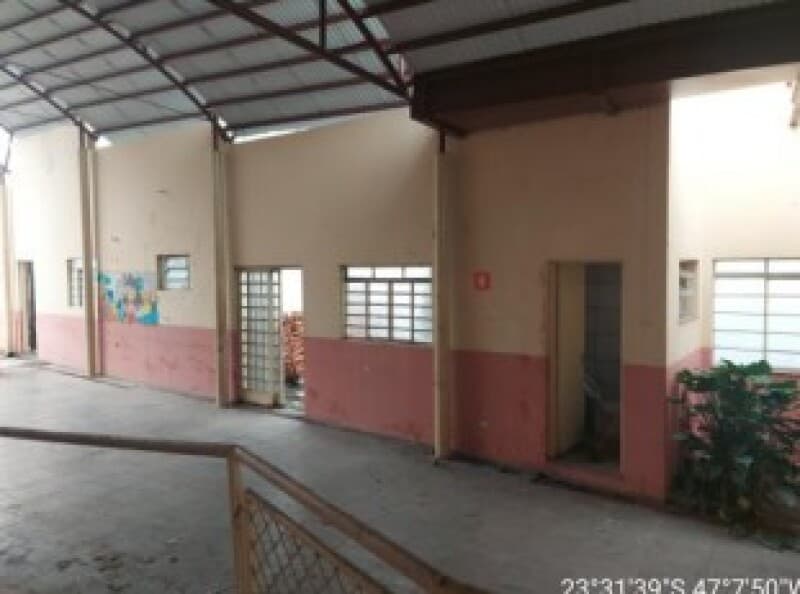 Foto 3 de 11: Terreno em leilão em São Roque - SP — LOTE 001 Terreno urbano com ou sem benfeitorias